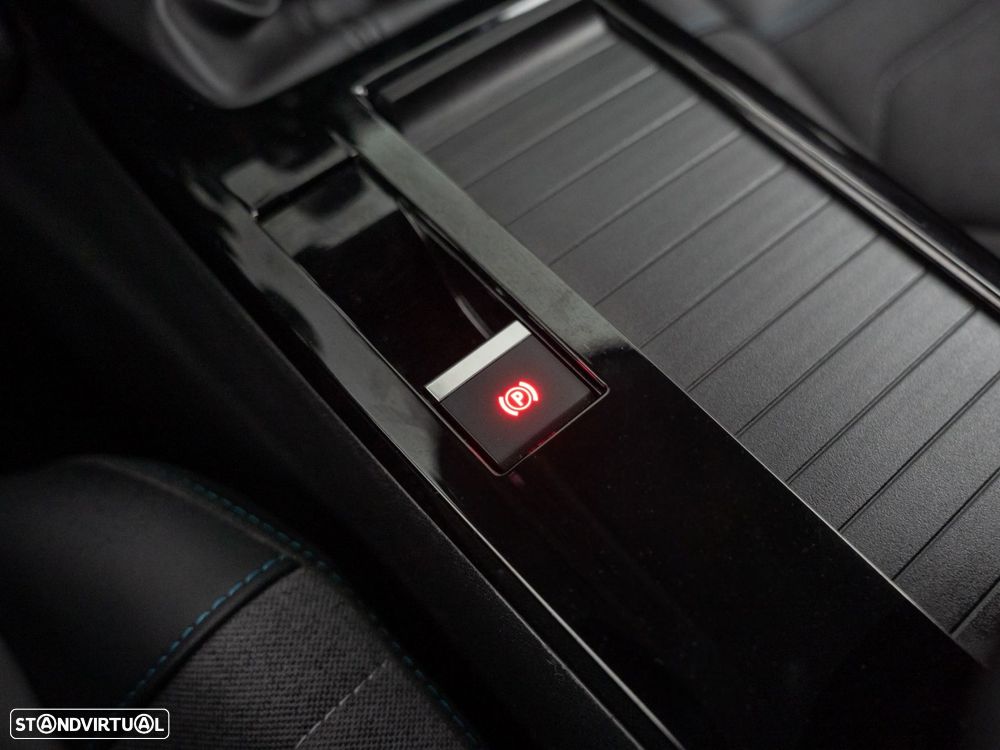 Citroën C4 1.2 PureTech Feel Pack — fotografia 24