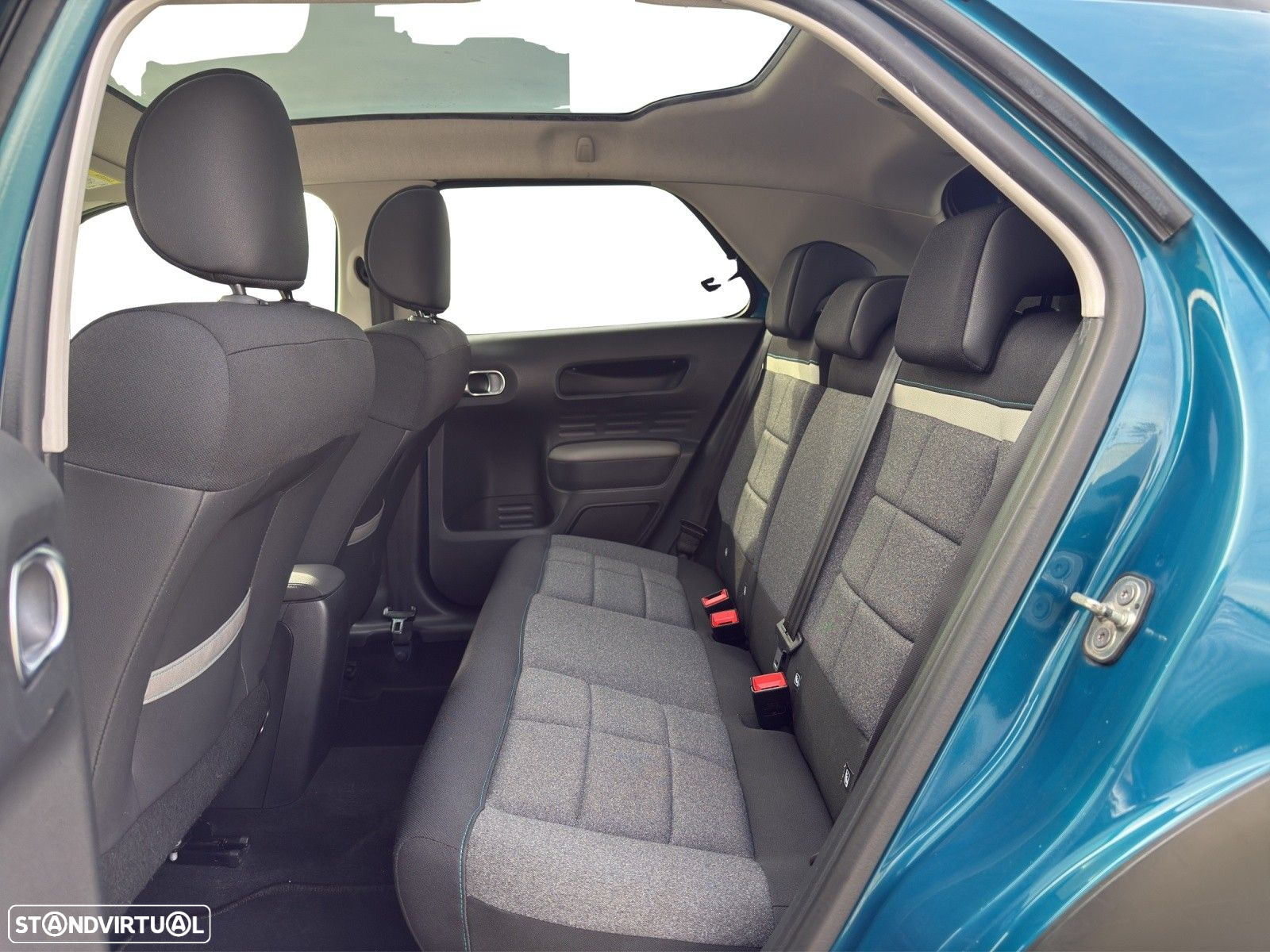 Citroën C4 Cactus 1.2 PureTech Shine EAT6 - 12