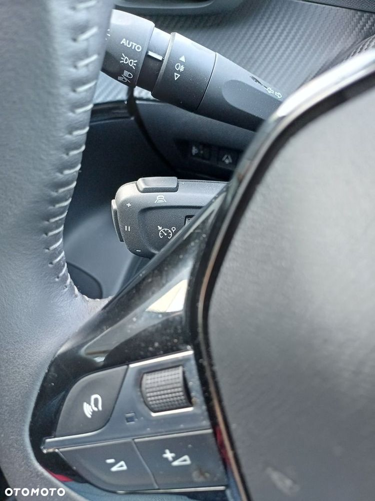 Peugeot 2008 e-2008 Allure Pack - 29