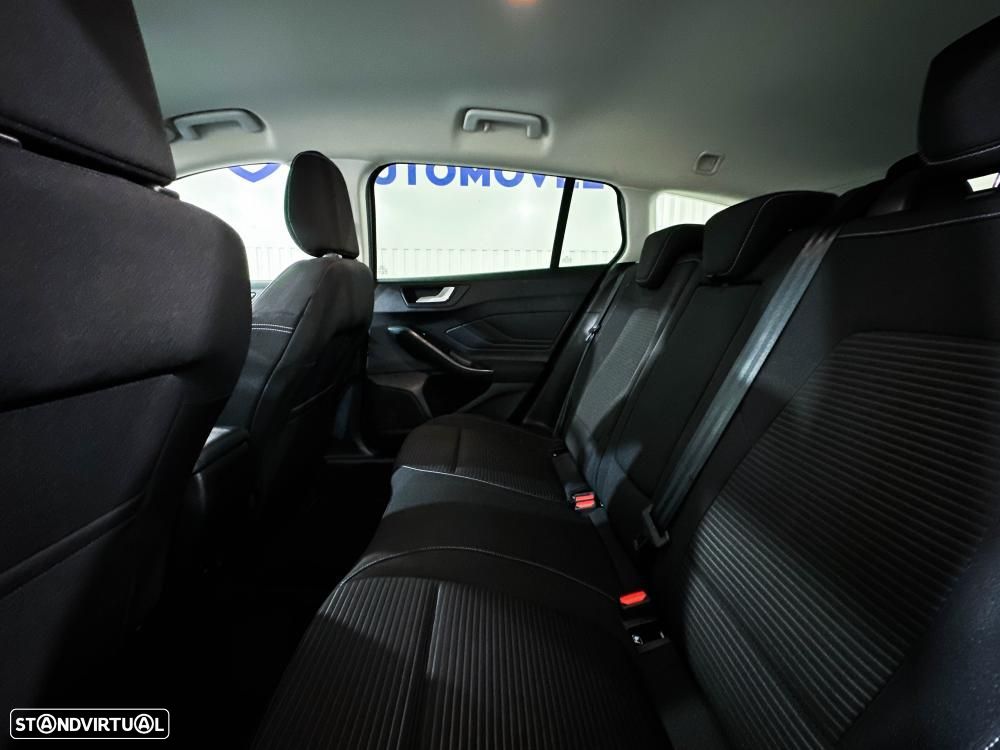 Ford Focus SW 1.0 EcoBoost Hybrid Aut. TITANIUM X - 10