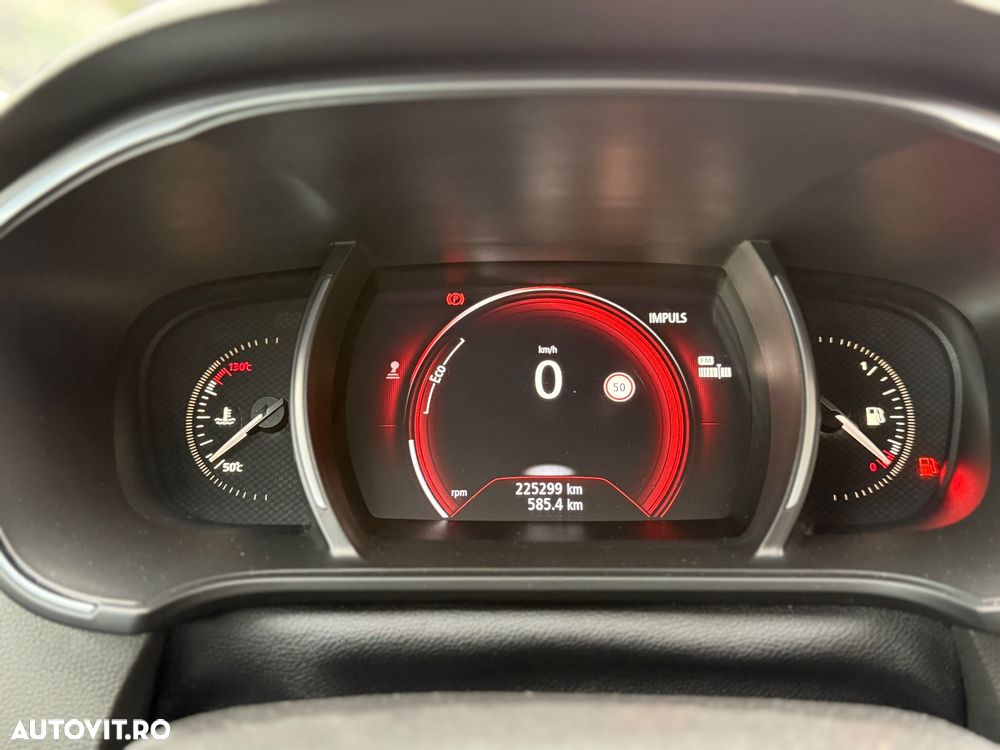 Renault Megane ENERGY dCi 130 GT LINE - 36