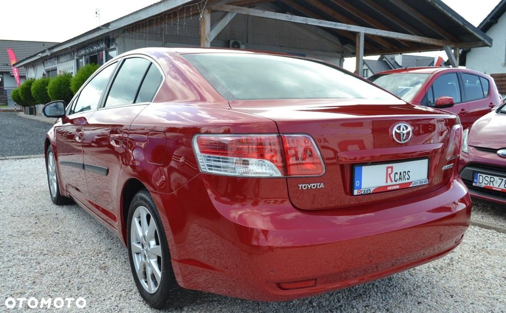 Toyota Avensis 2.0 Multidrive S Executive - 3