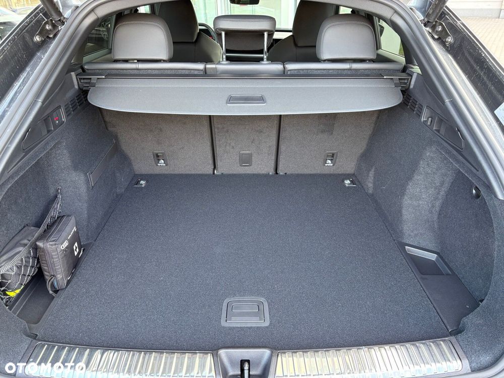 Audi Q5 Sportback - 8