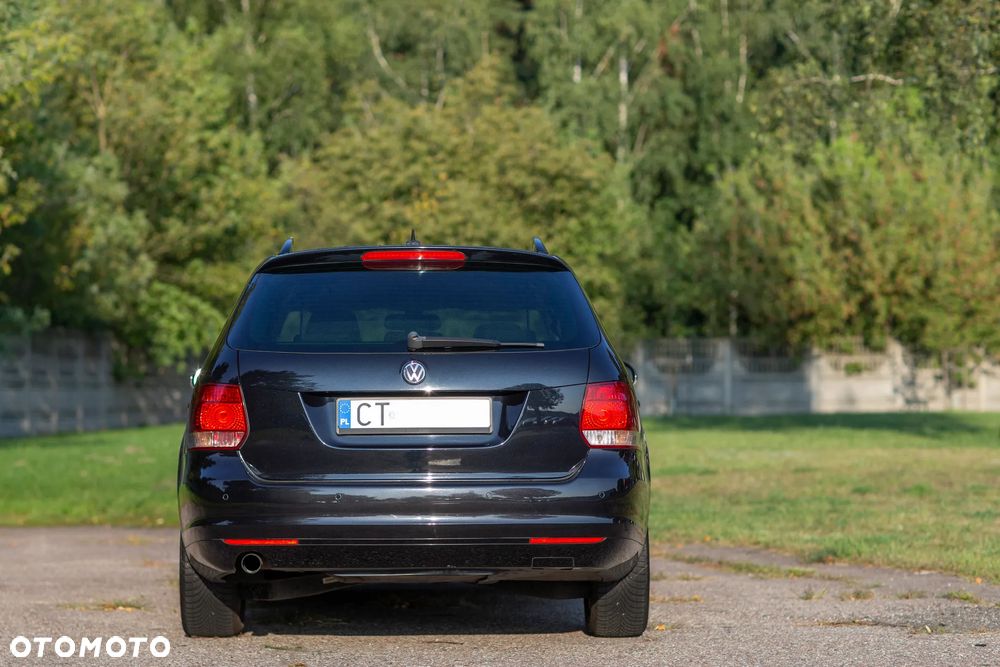 Volkswagen Golf VI 1.6 TDI Comfortline - 8