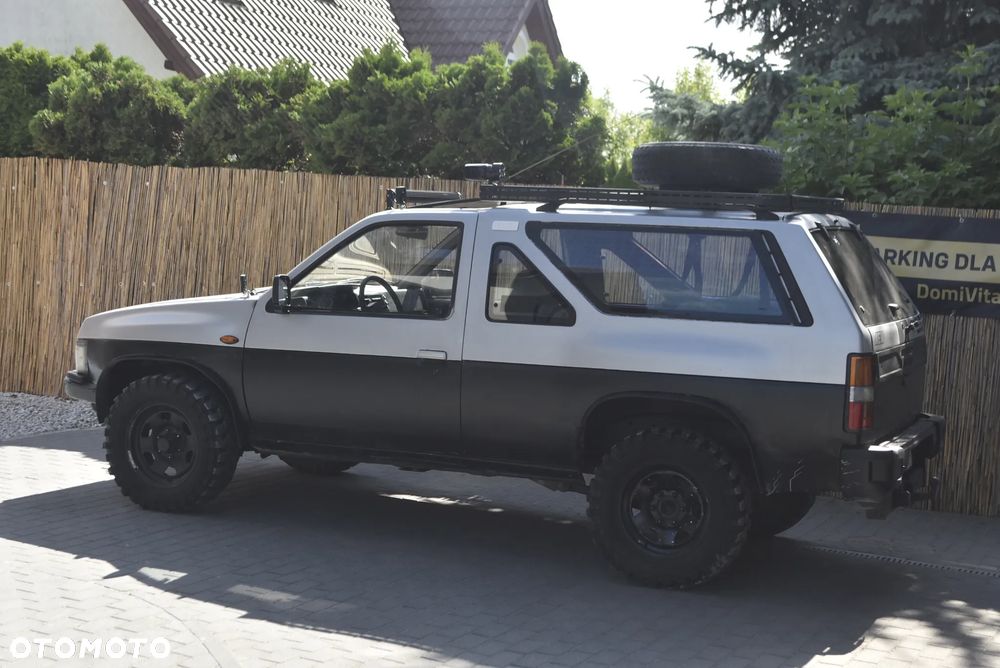 Nissan Terrano - 24