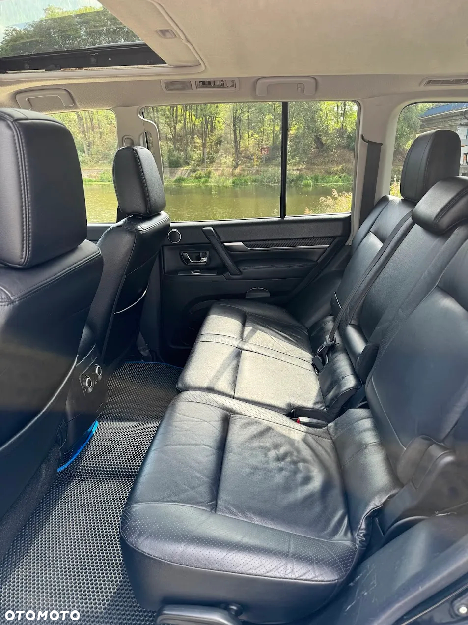 Mitsubishi Pajero 3.2 DID Instyle - 9