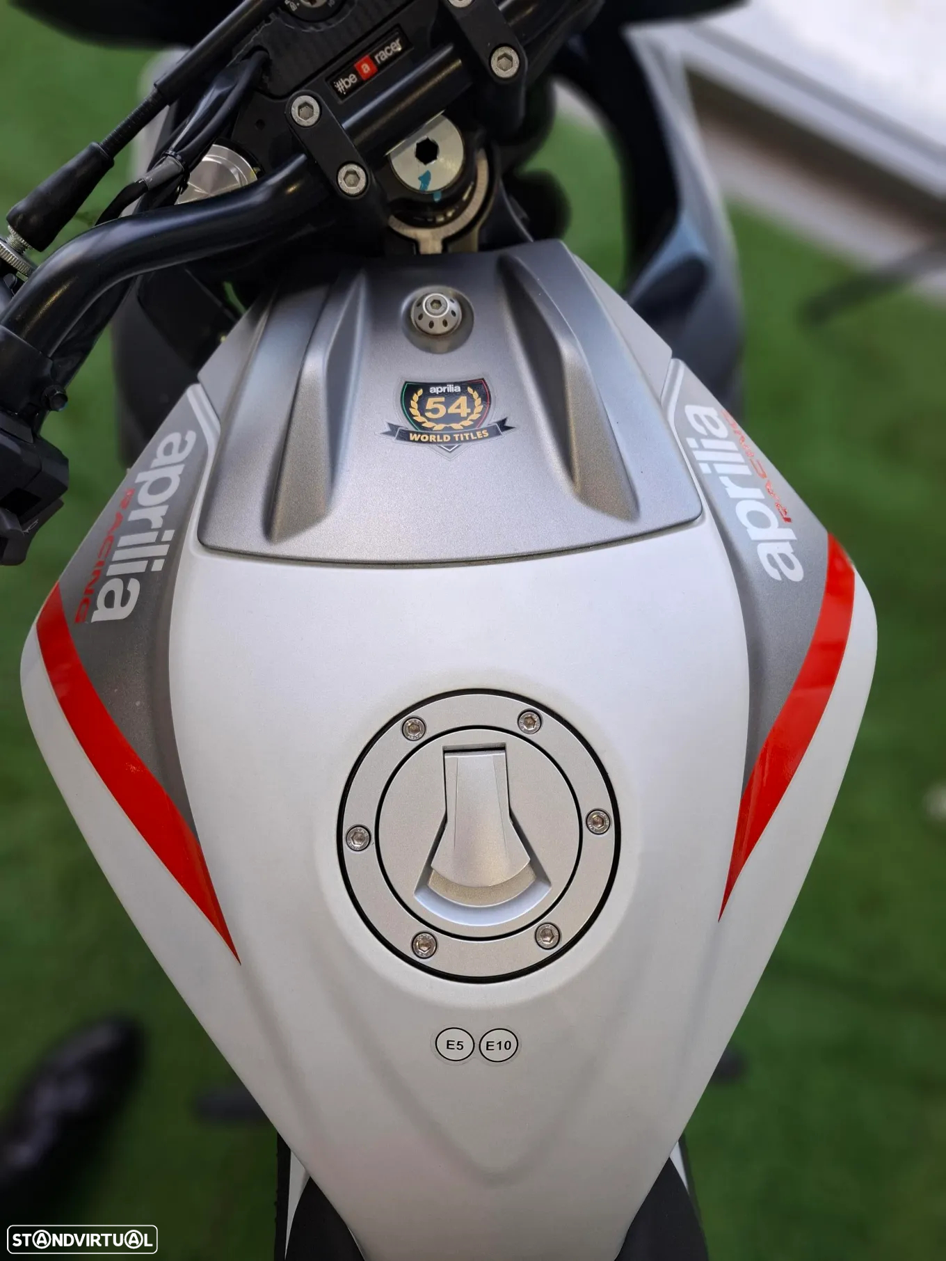 Aprilia Tuono - 2