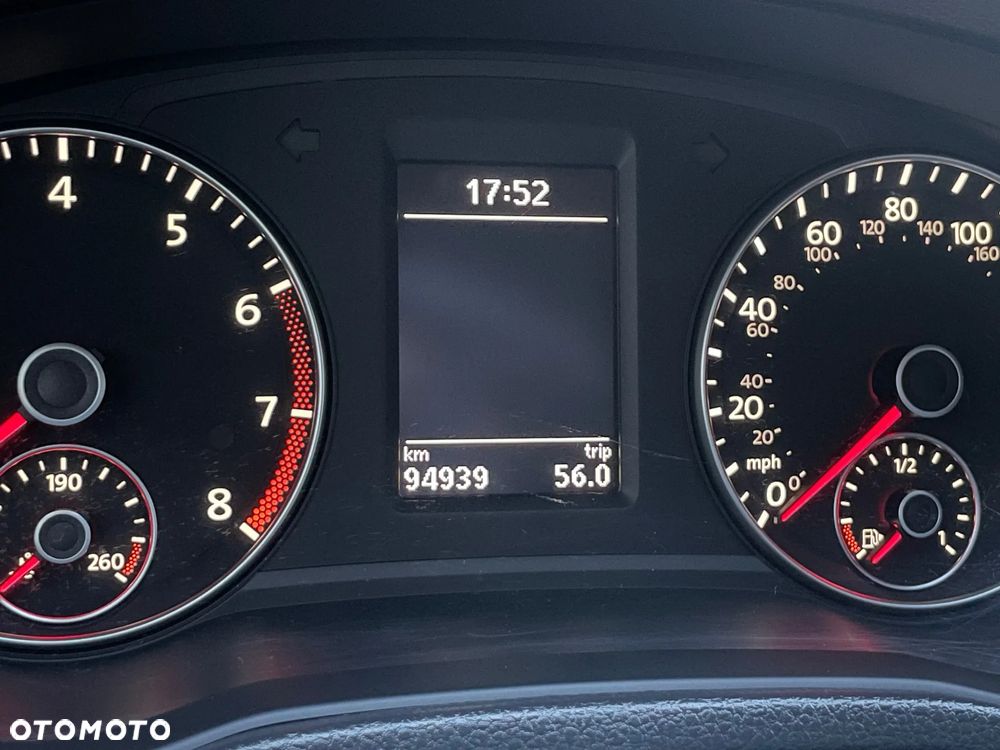 Volkswagen Passat - 9