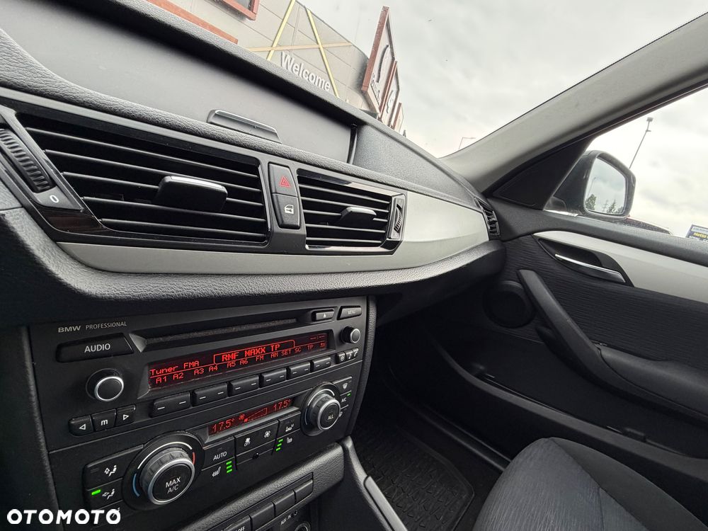 BMW X1 sDrive18i - 10