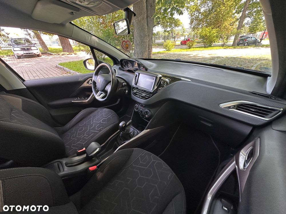 Peugeot 2008 1.2 Pure Tech Active S&S - 14