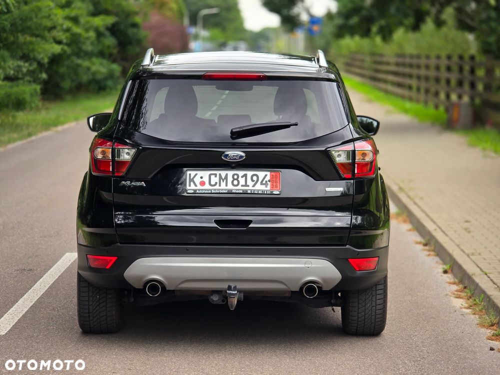 Ford Kuga 1.5 EcoBoost 2x4 Titanium - 17
