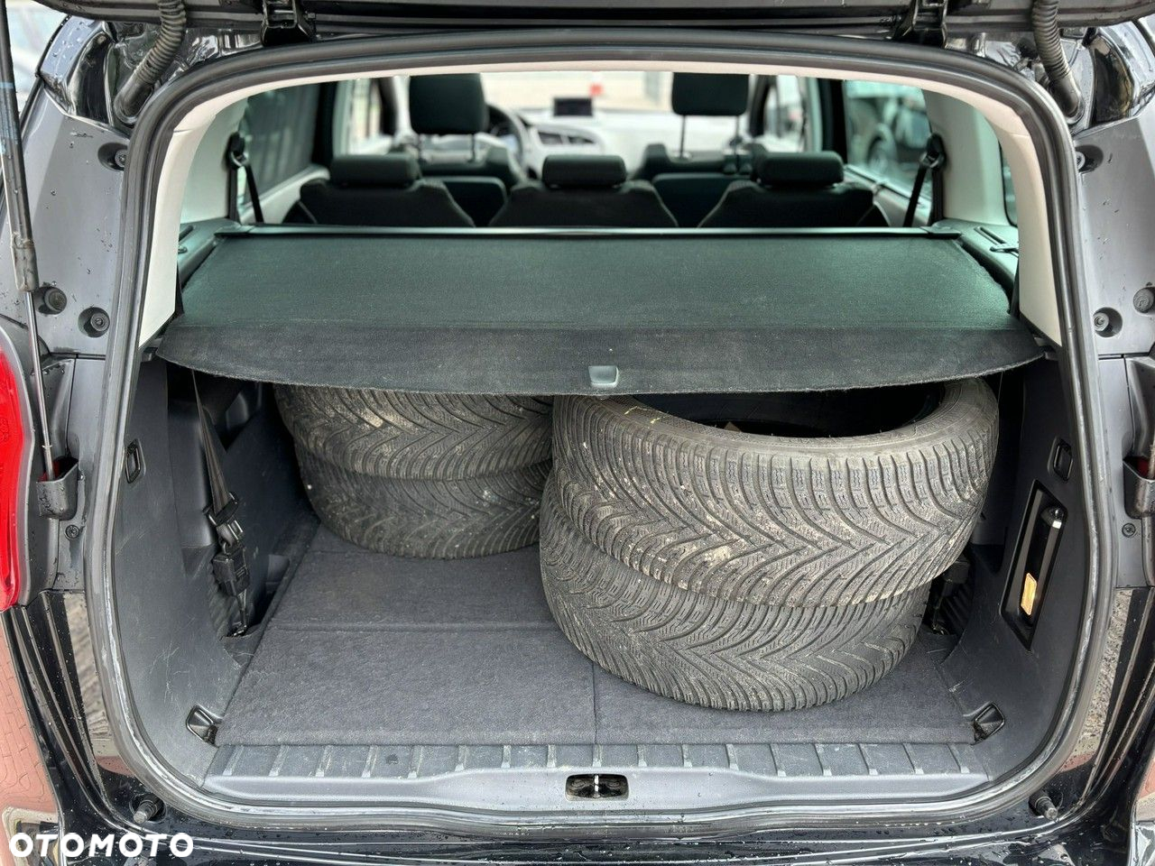Peugeot 5008 1.6 THP Business Line 7os - 25