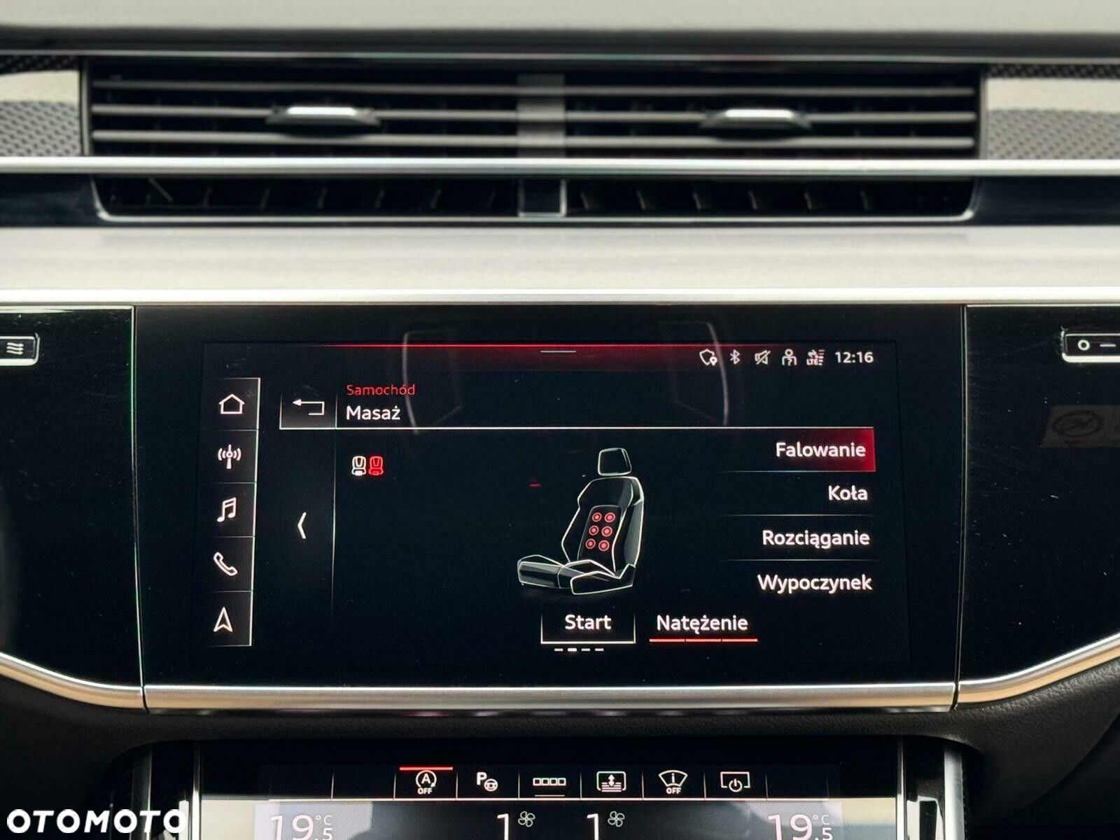 Audi S8 - 32
