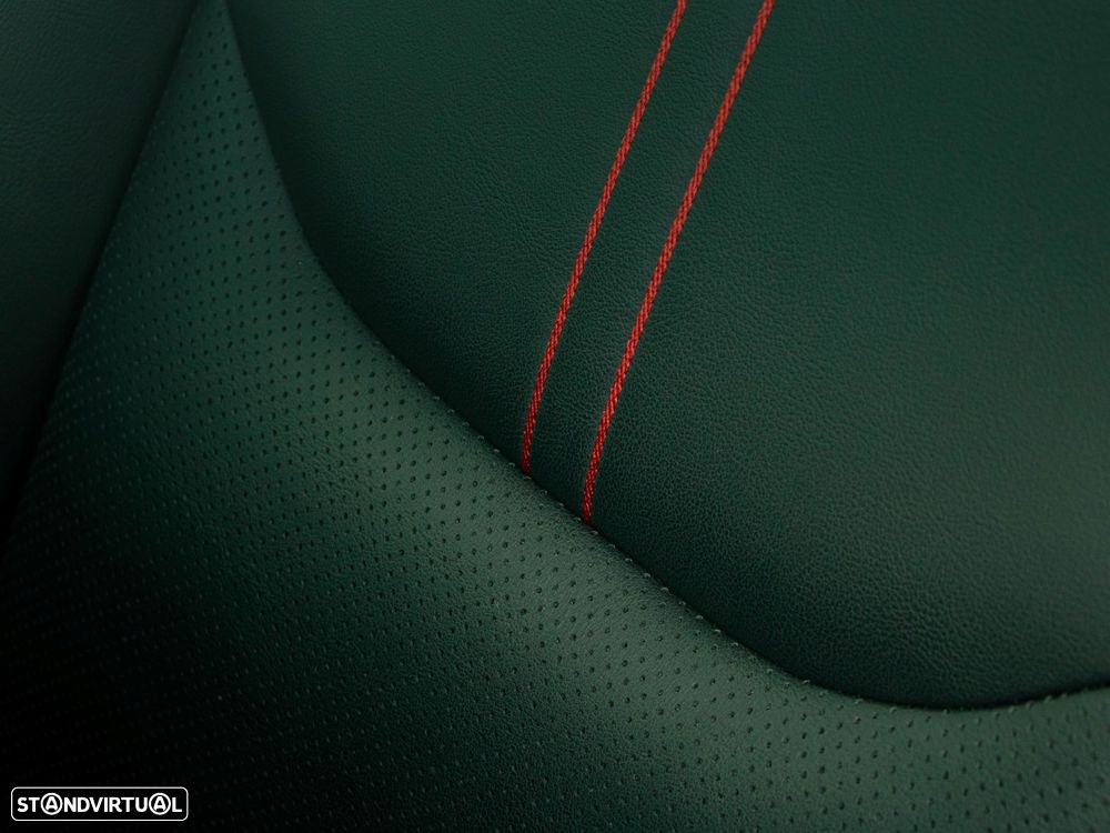 Lexus LBX - 34