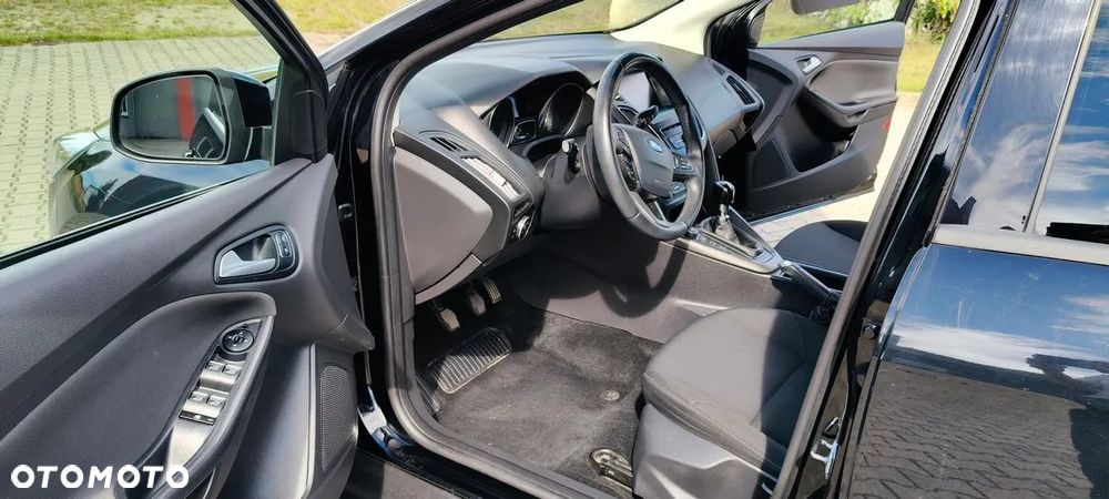 Ford Focus Turnier 1.5 EcoBlue Start-Stopp-System ACTIVE X - 16