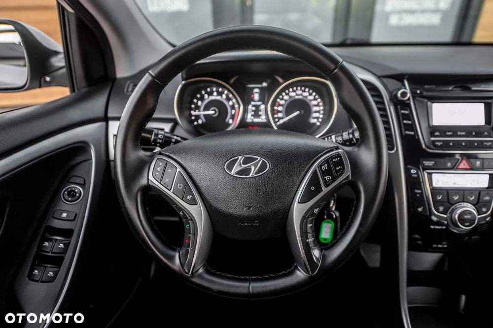 Hyundai i30 blue 1.6 GDI Style - 21