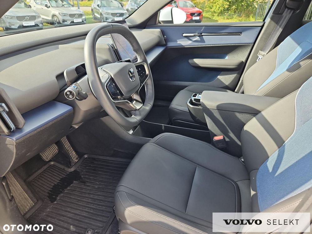Volvo EX30 69kWh Single Motor Long Range Core - 10