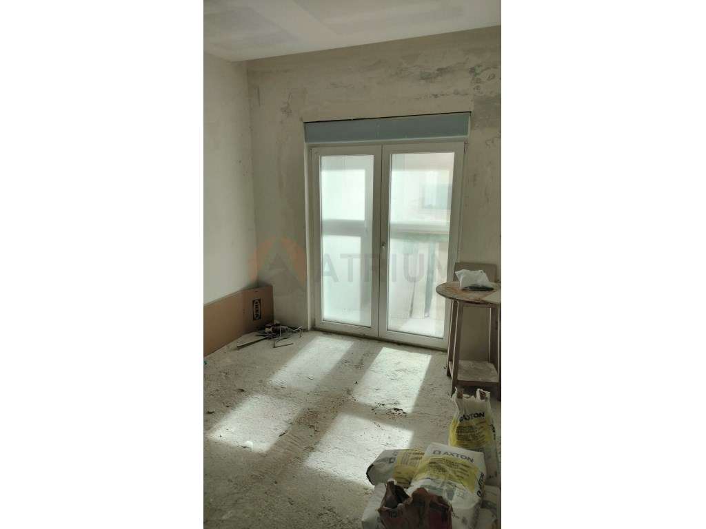 Apartamento T3 Remodelado | Habitação própria - Grande imagem: 2/6