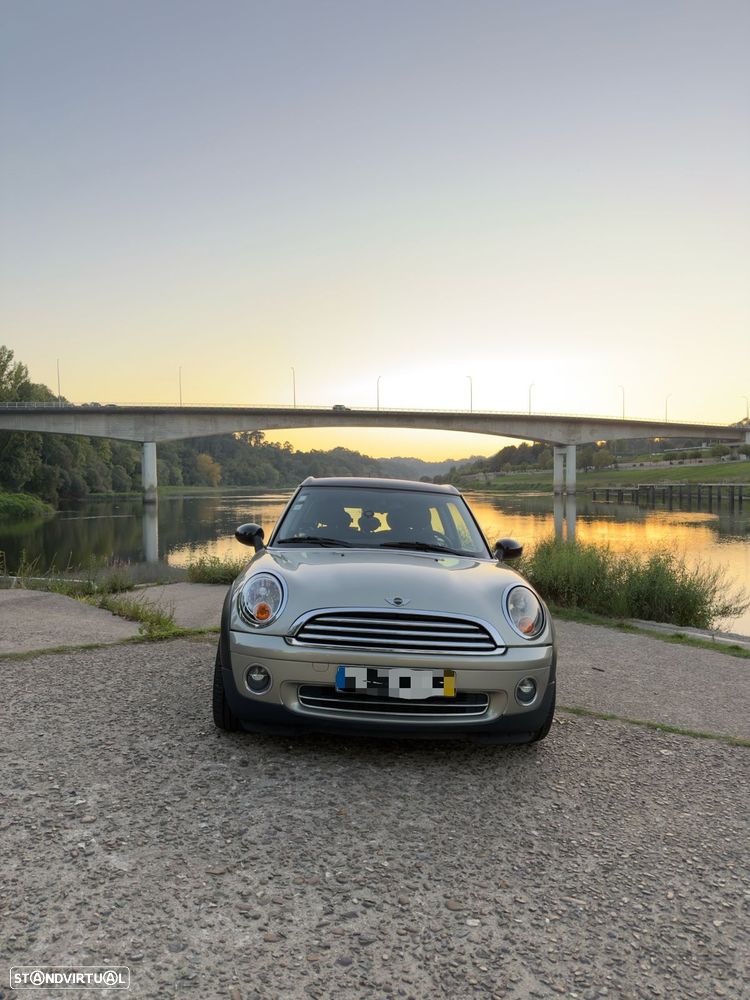MINI Clubman Cooper D - 2