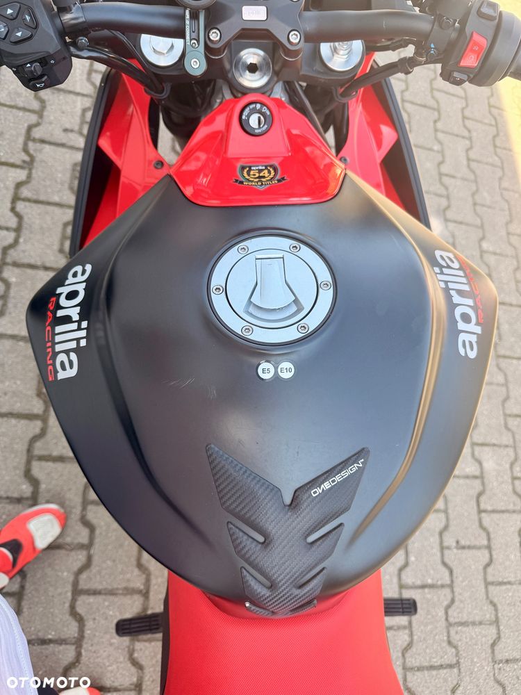 Aprilia Tuono - 9