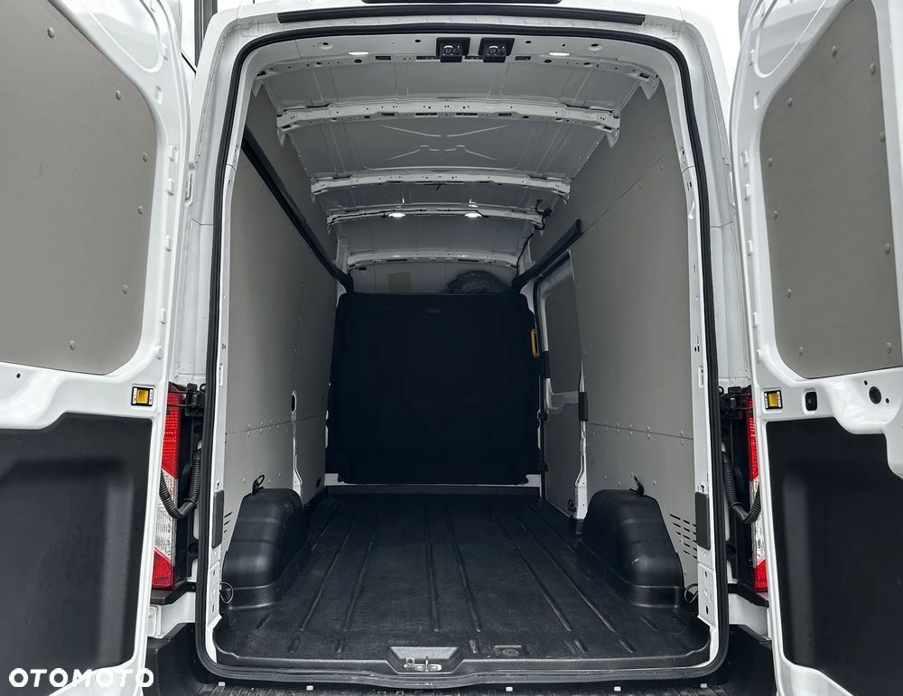 Ford Transit - 9