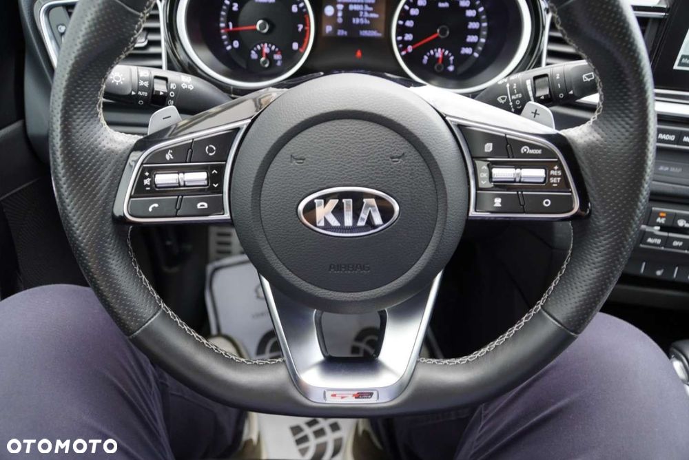 Kia Ceed 1.4 T-GDI DCT OPF GT Line - 11