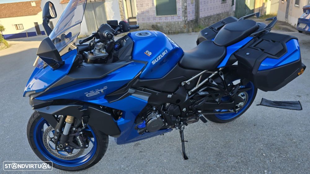 Suzuki GSX S 1000GT+ - 6