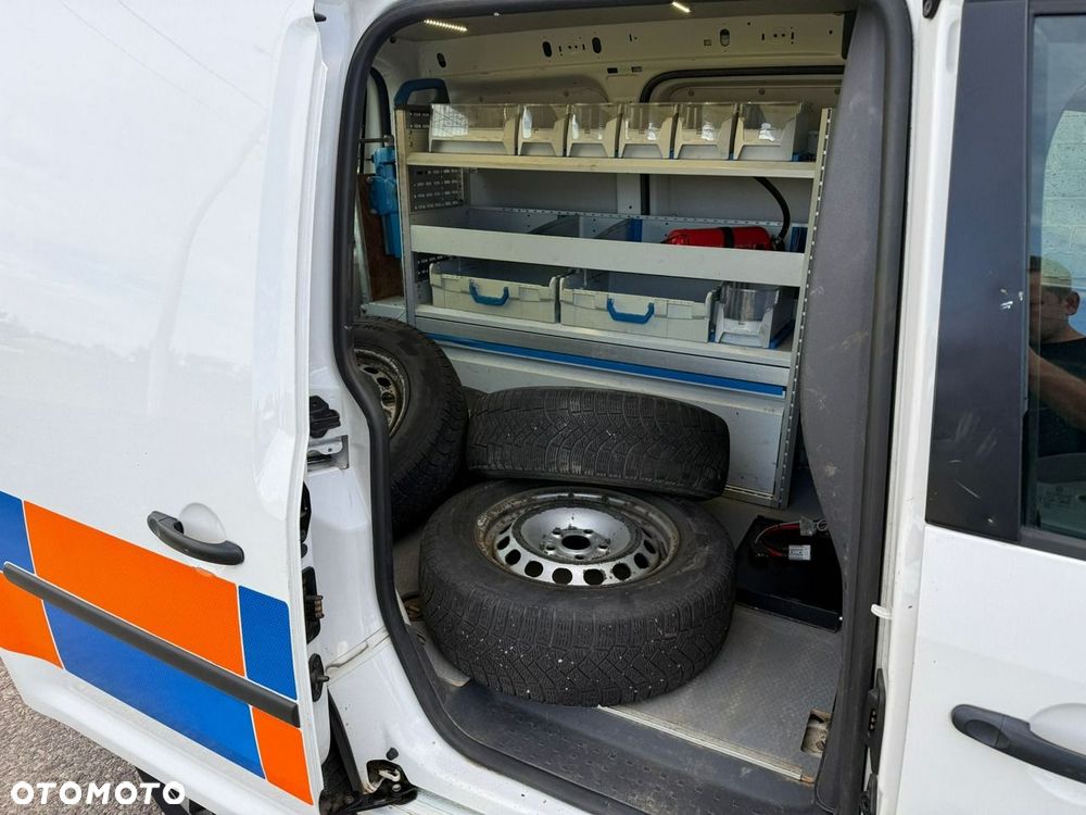 Volkswagen Caddy - 28