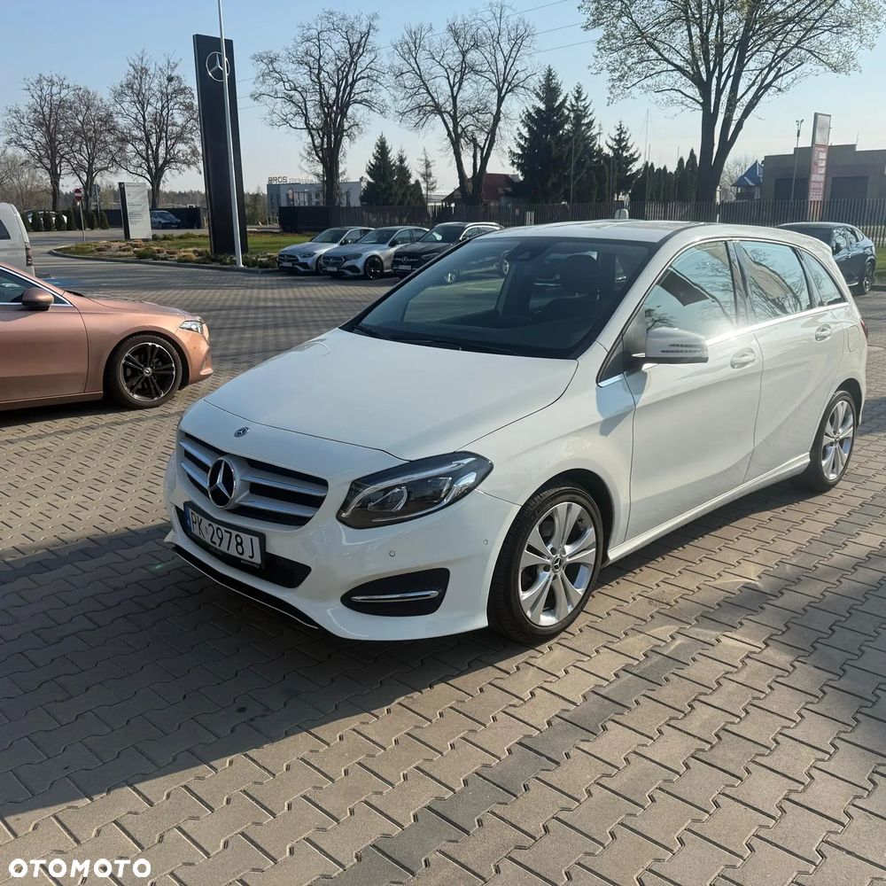 Mercedes-Benz Klasa B 220 4-Matic - 2