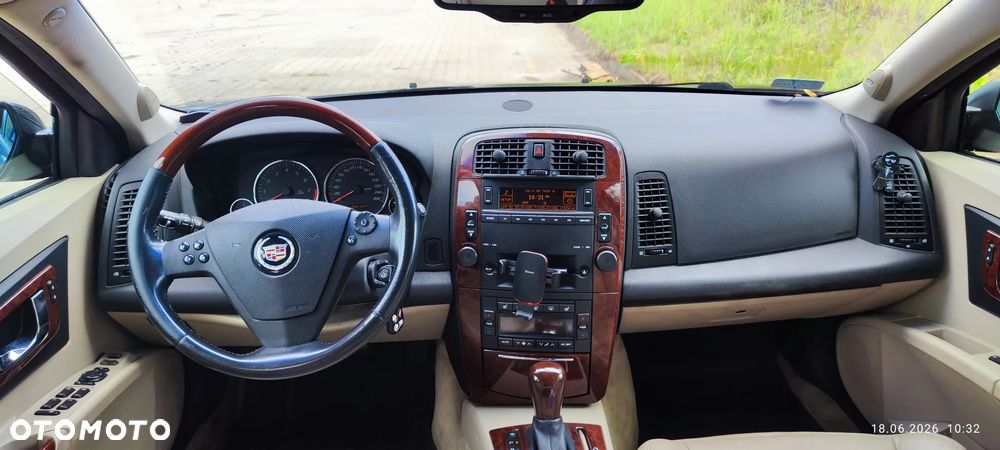 Cadillac CTS - 6