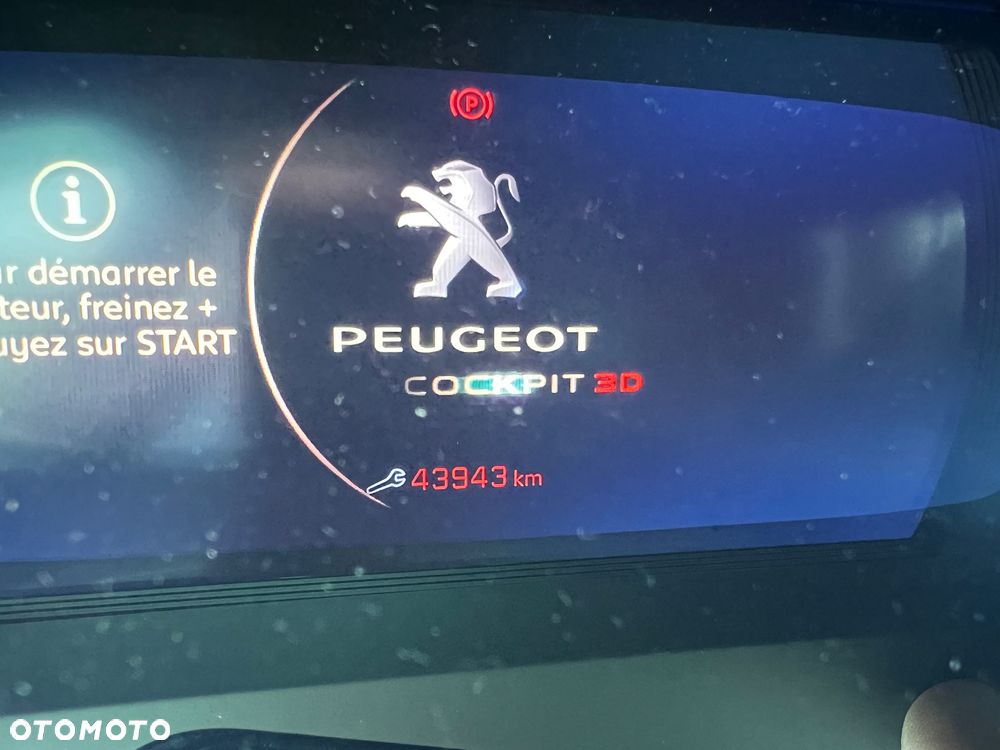 Peugeot 208 PureTech 130 EAT8 GT Pack - 11