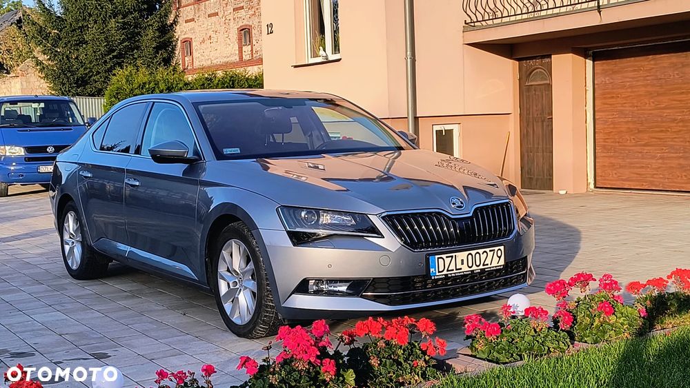 Skoda Superb 2.0 TSI Ambition DSG - 26