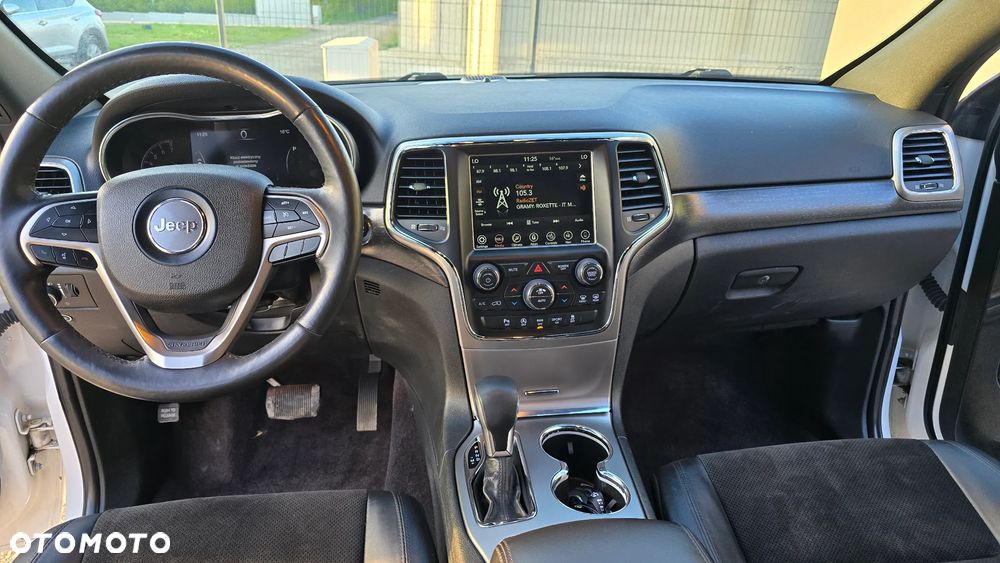 Jeep Grand Cherokee 3.6 V6 Laredo - 25