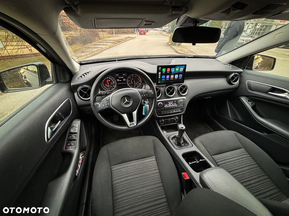 Mercedes-Benz Klasa A 180 (BlueEFFICIENCY) - 8