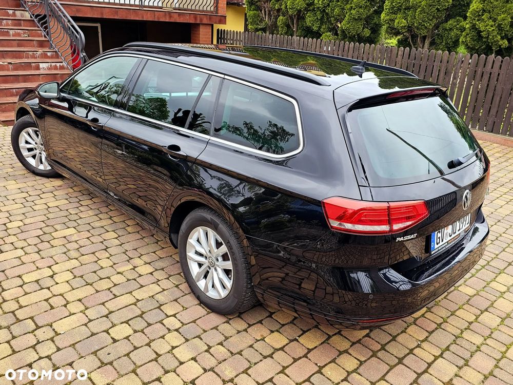 Volkswagen Passat Variant 2.0 TDI DSG (BlueMotion Technology) Comfortline - 15