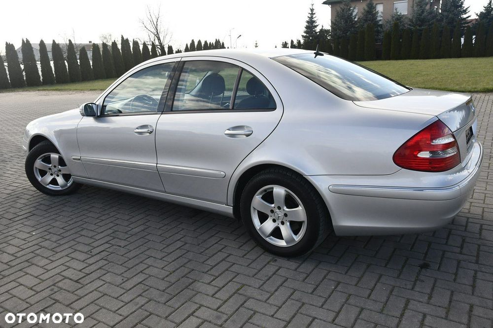 Mercedes-Benz Klasa E - 12