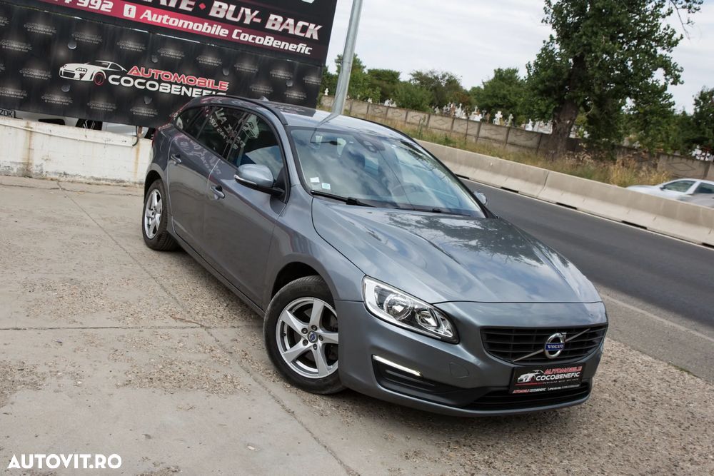 Volvo V60 D2 Geartronic Kinetic - 1
