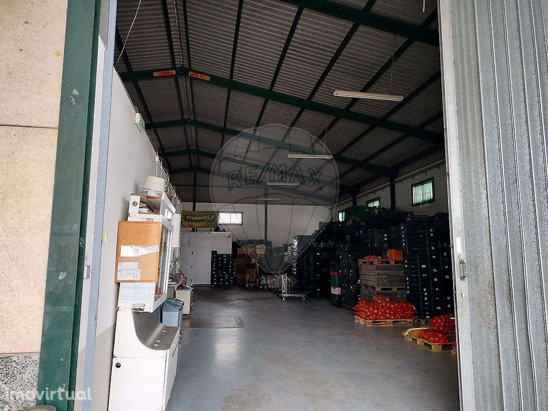 Armazém T2 para venda - Grande imagem: 3/14