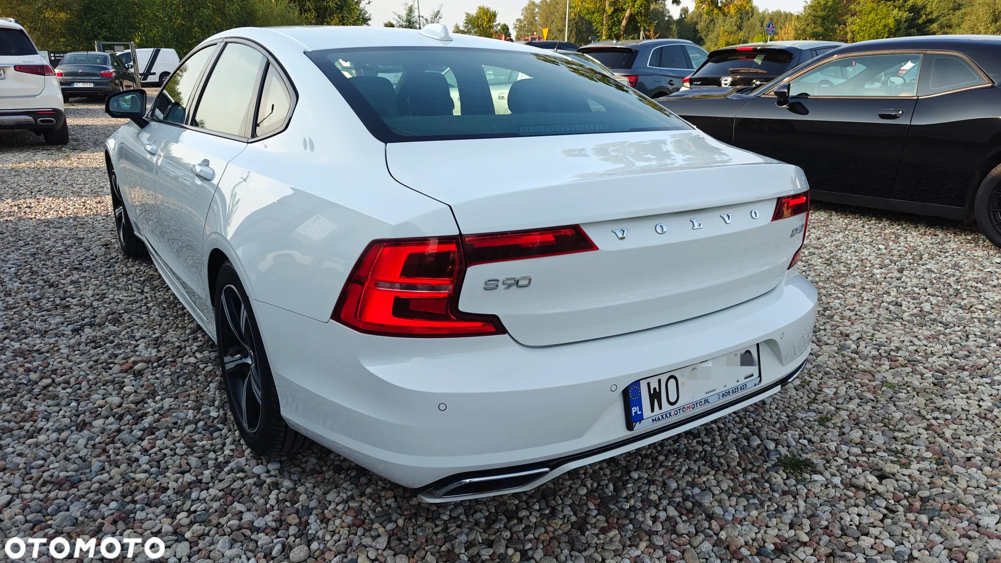 Volvo S90 D4 Geartronic R Design - 4