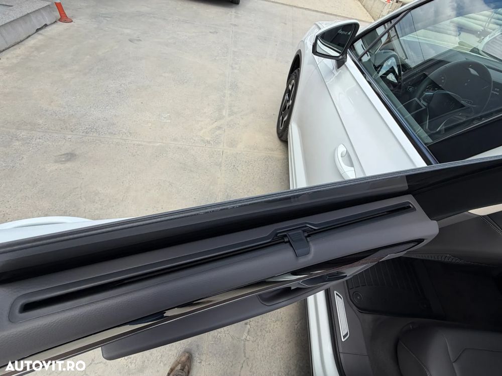 Volkswagen Touareg V6 TDI 4MOTION Elegance - 26