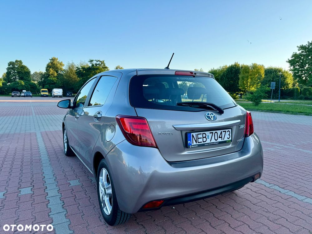 Toyota Yaris 1.5 VVT-i Comfort mit Design Paket - 5