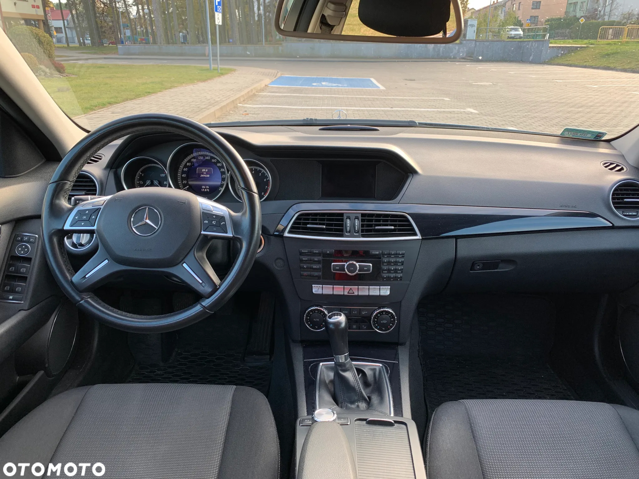 Mercedes-Benz Klasa C 180 T (BlueEFFICIENCY) Elegance - 6