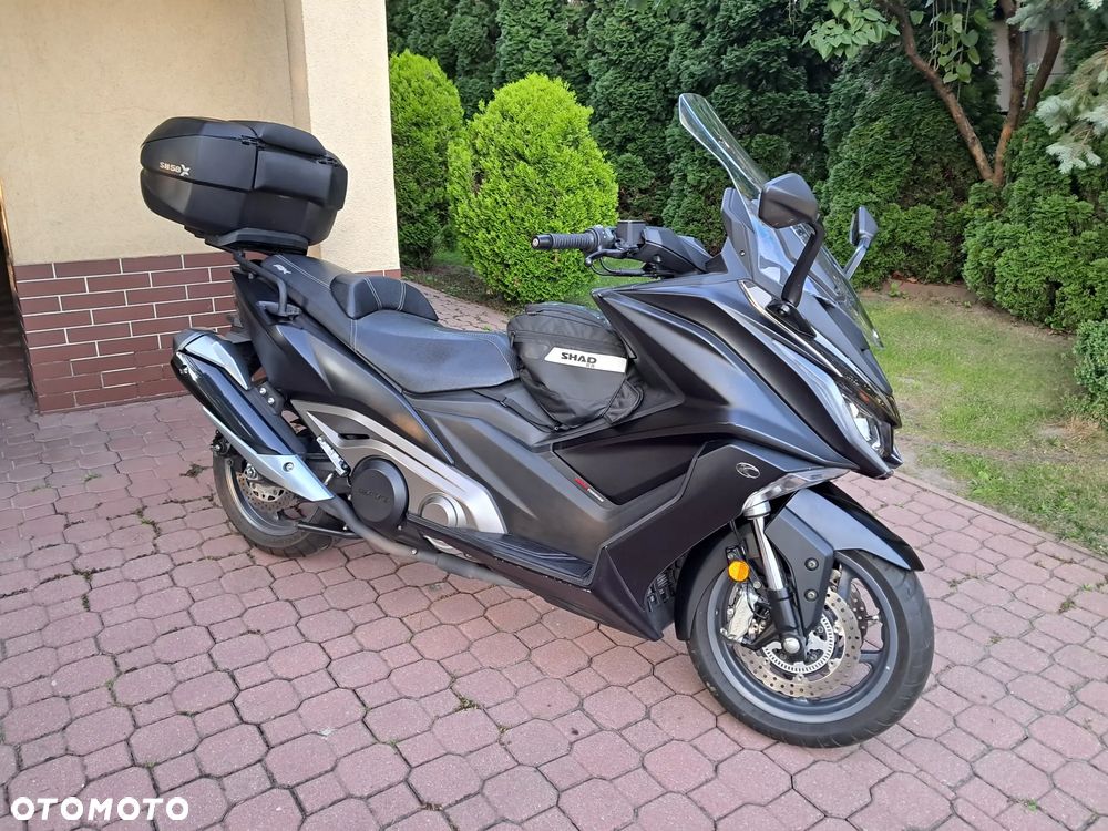 Kymco AK 550