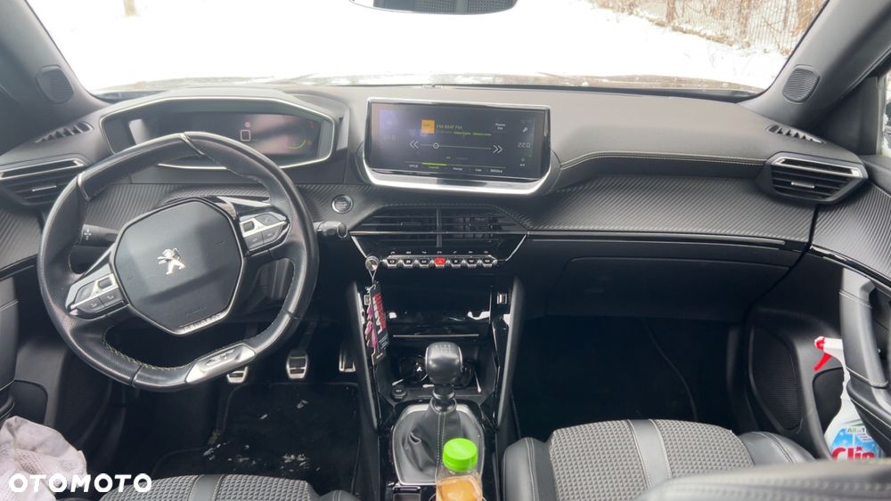 Peugeot 2008 1.5 BlueHDi GT Line S&S - 11