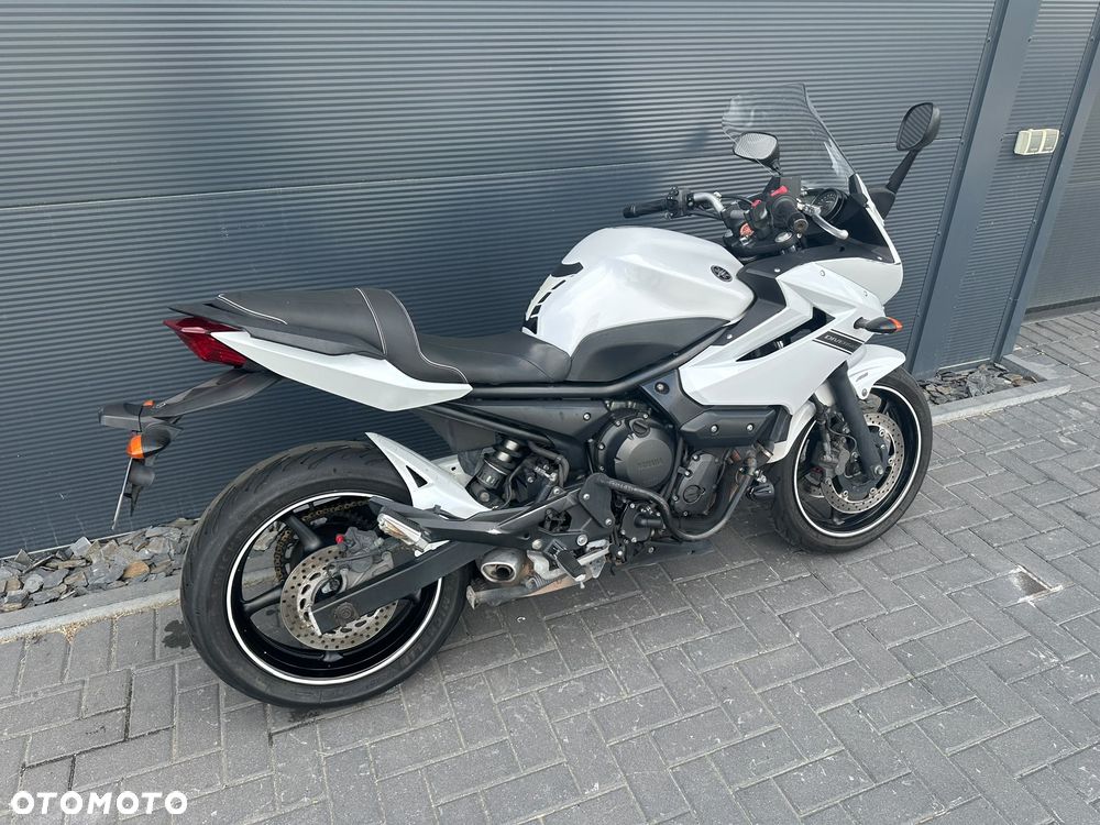 Yamaha XJ - 4