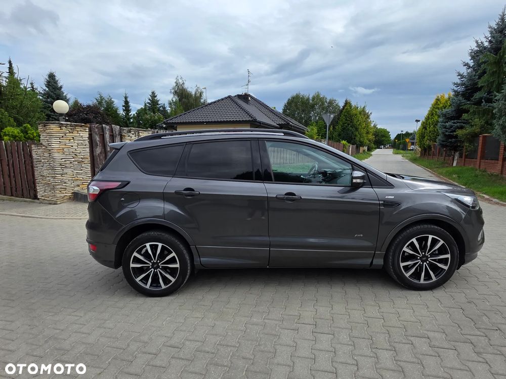 Ford Kuga 2.0 TDCi AWD ST-Line - 27