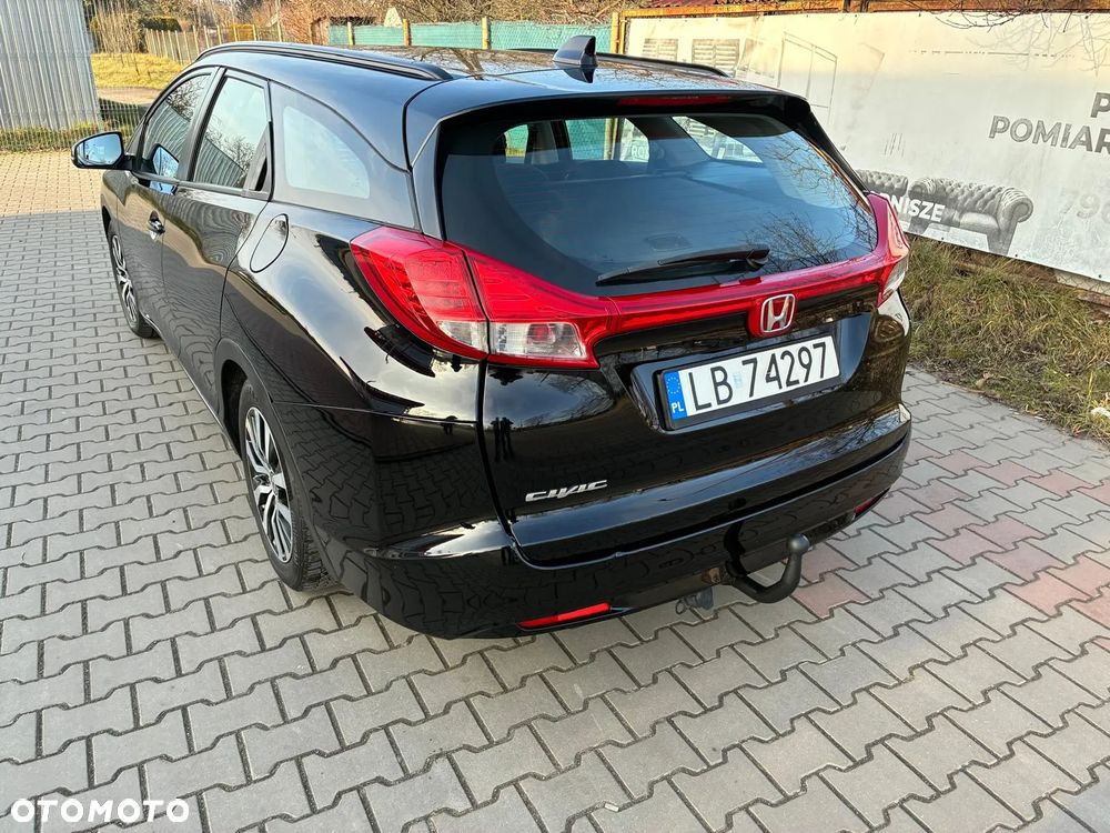 Honda Civic 1.6 i-DTEC Comfort Black Edition - 4