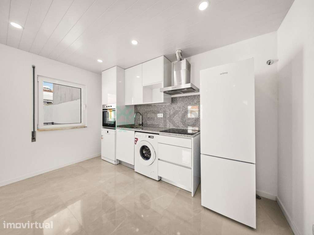 Apartamento T1 com Terraço em Zona Central do Montijo - Grande imagem: 2/24