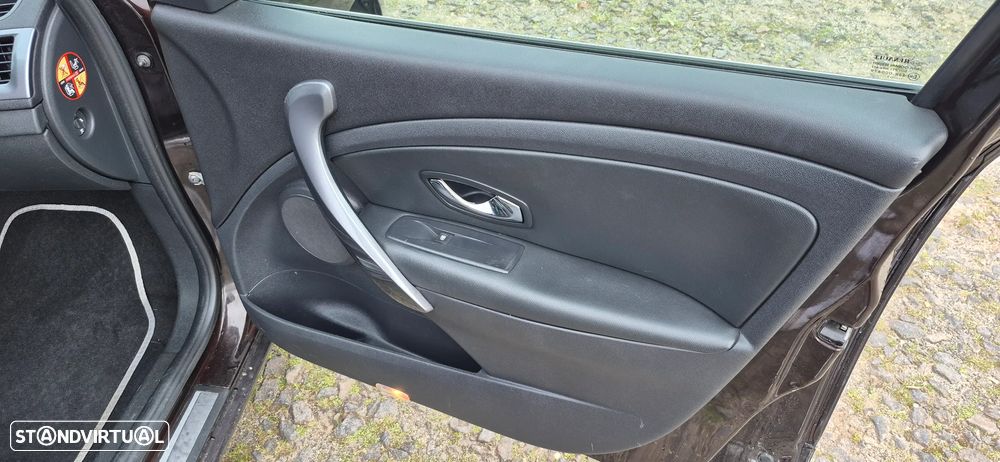 Renault Mégane Sport Tourer 1.5 dCi Dynamique S SS - 13