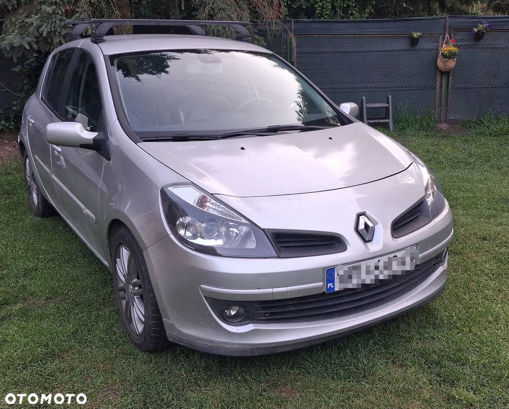 Renault Clio - 2